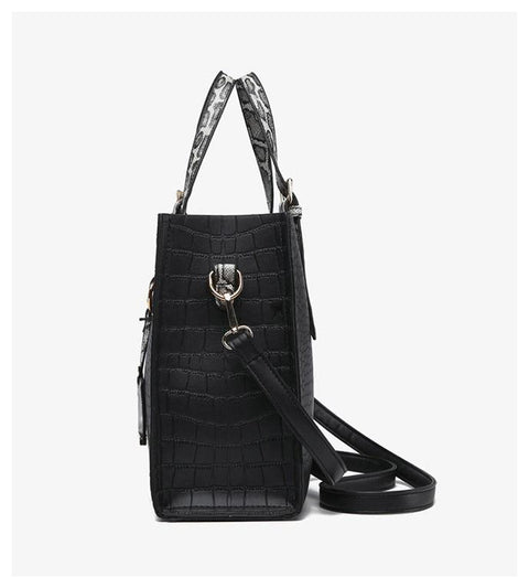 Luxury Crocodile Women Handbag Snakeskin Wide Shoulder Strap Designer Shoulder Bag Buckle High Capacity Totes 2019